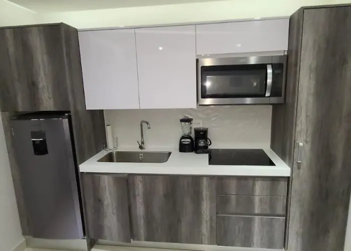 5th Avenue Aparment *